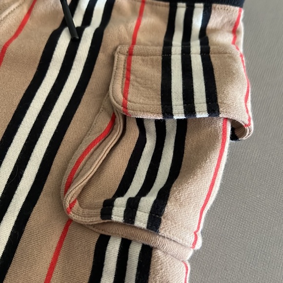 Burberry shorts youth unisex - Picture 3 of 5